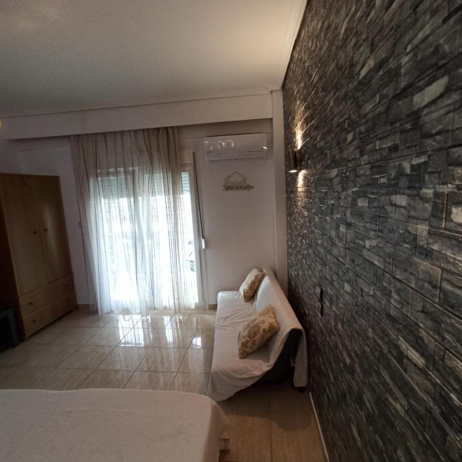 Studio Near The Port !!! Apartment Paralia Katerinis Ngoại thất bức ảnh